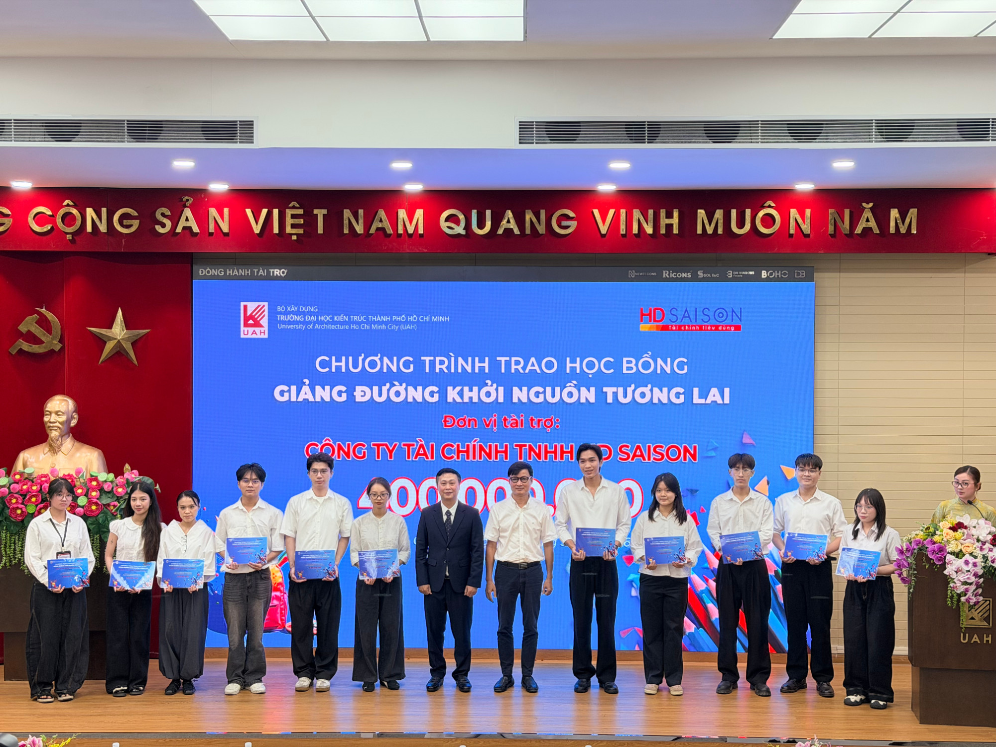 HD SAISON quay trở lại Đại học Kiến trúc TP.HCM: Tiếp nối hành trình “Giảng đường khởi nguồn tương lai”