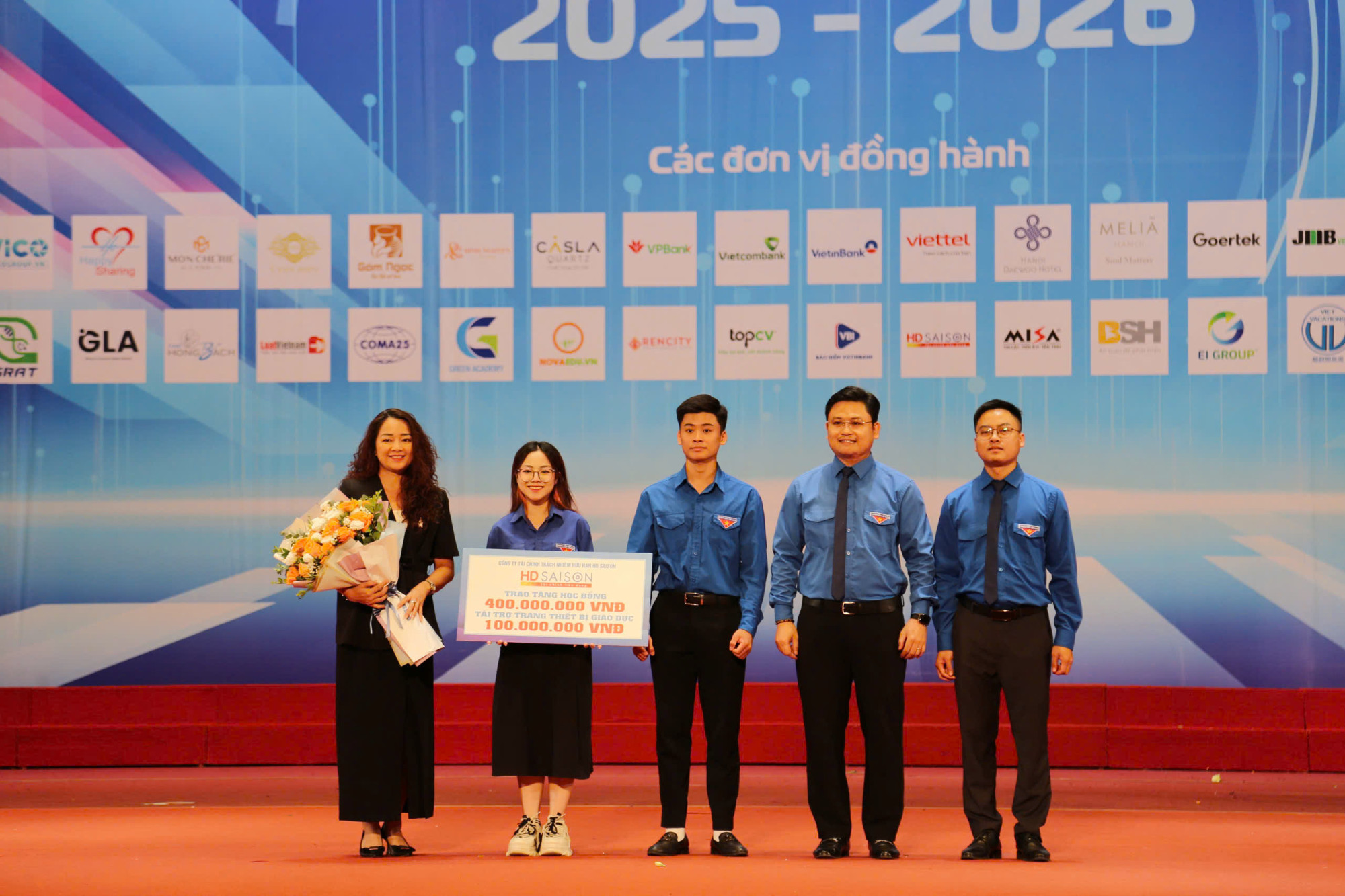 HD SAISON trao học bổng 500 triệu tại Trường Đại học Mở Hà Nội