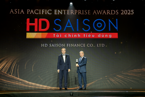 HD SAISON được vinh danh “Doanh nghiệp xuất sắc Châu Á” tại Asia Pacific Enterprise Awards 2025 (APEA)
